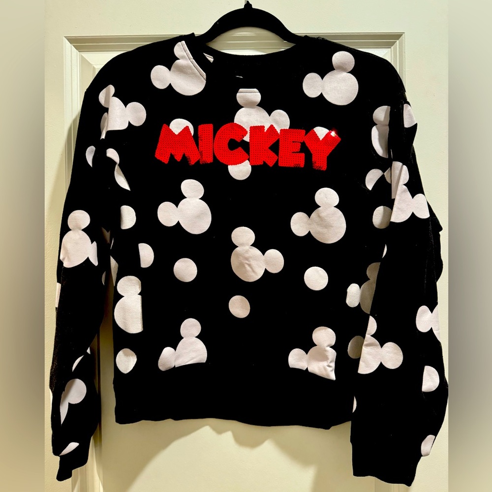 Mickey sweater